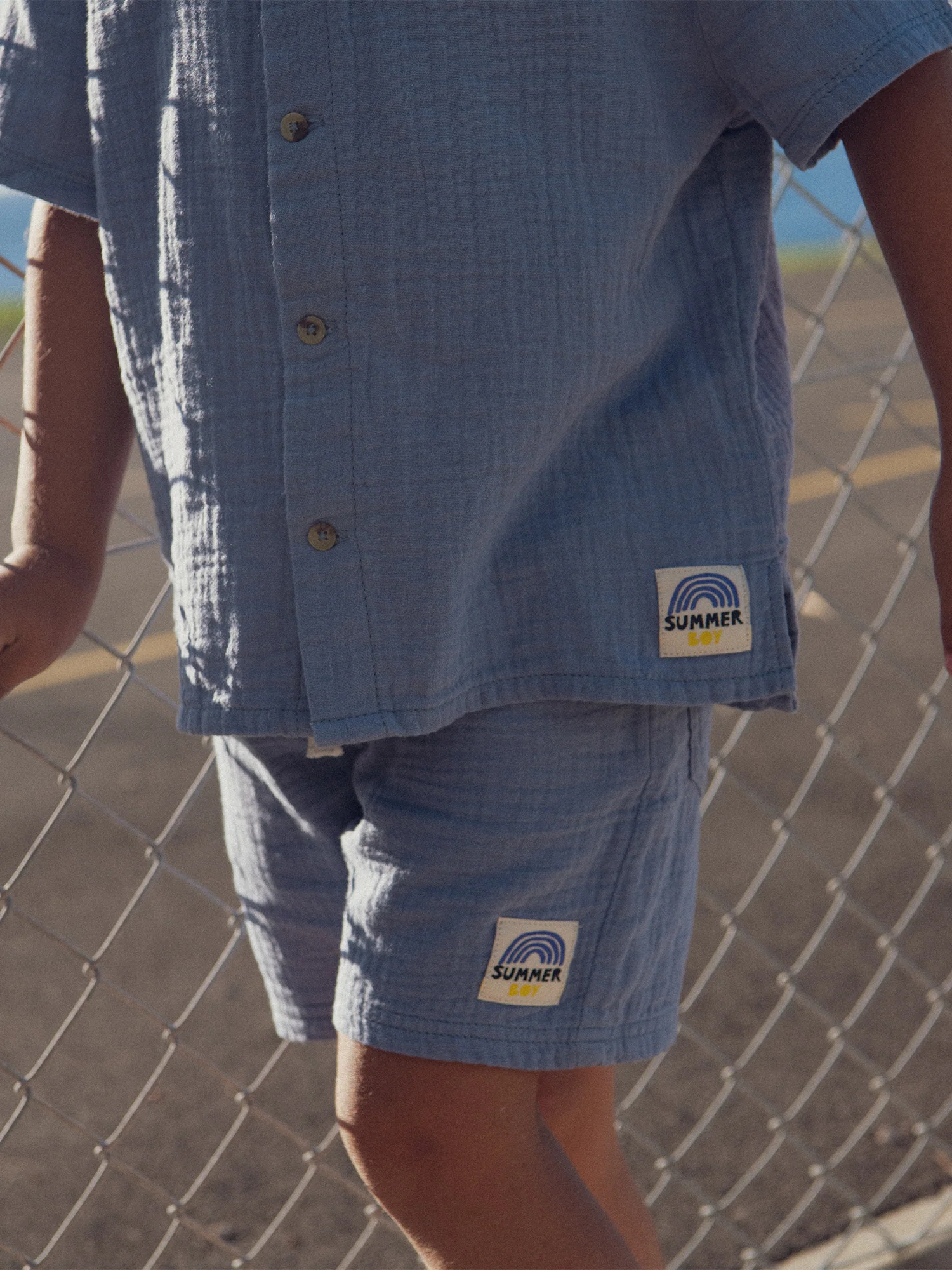 Bermuda bleu à poches pour garçon - Image 4